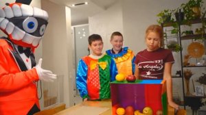 АМЕЛЬКА попала в цифровой цирк!