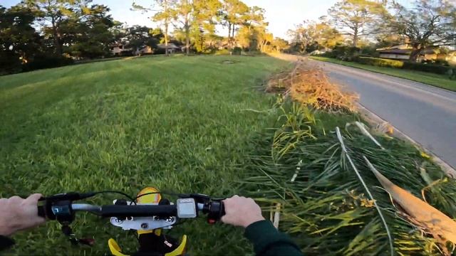 “How It Feels” Ultimate E&C Razor MX6K -B4, After & During Hurricane Ian; Boys Handling The CRF450R смотреть онлайн