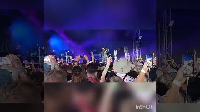 Sam Ryder sings Abba's Waterloo смотреть онлайн