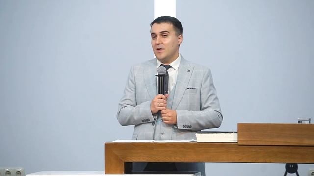 Жизнь христианина | 13 урок | Основы христианского вероучения смотреть онлайн