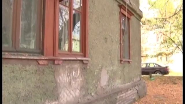 Почти месяц жители двухэтажек по улице Циолковского ждали тепла 17.10.19 смотреть онлайн