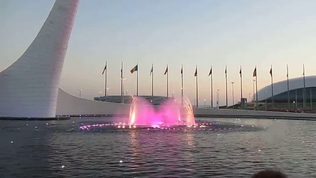 Поющий фонтан в Олимпийском парке смотреть онлайн