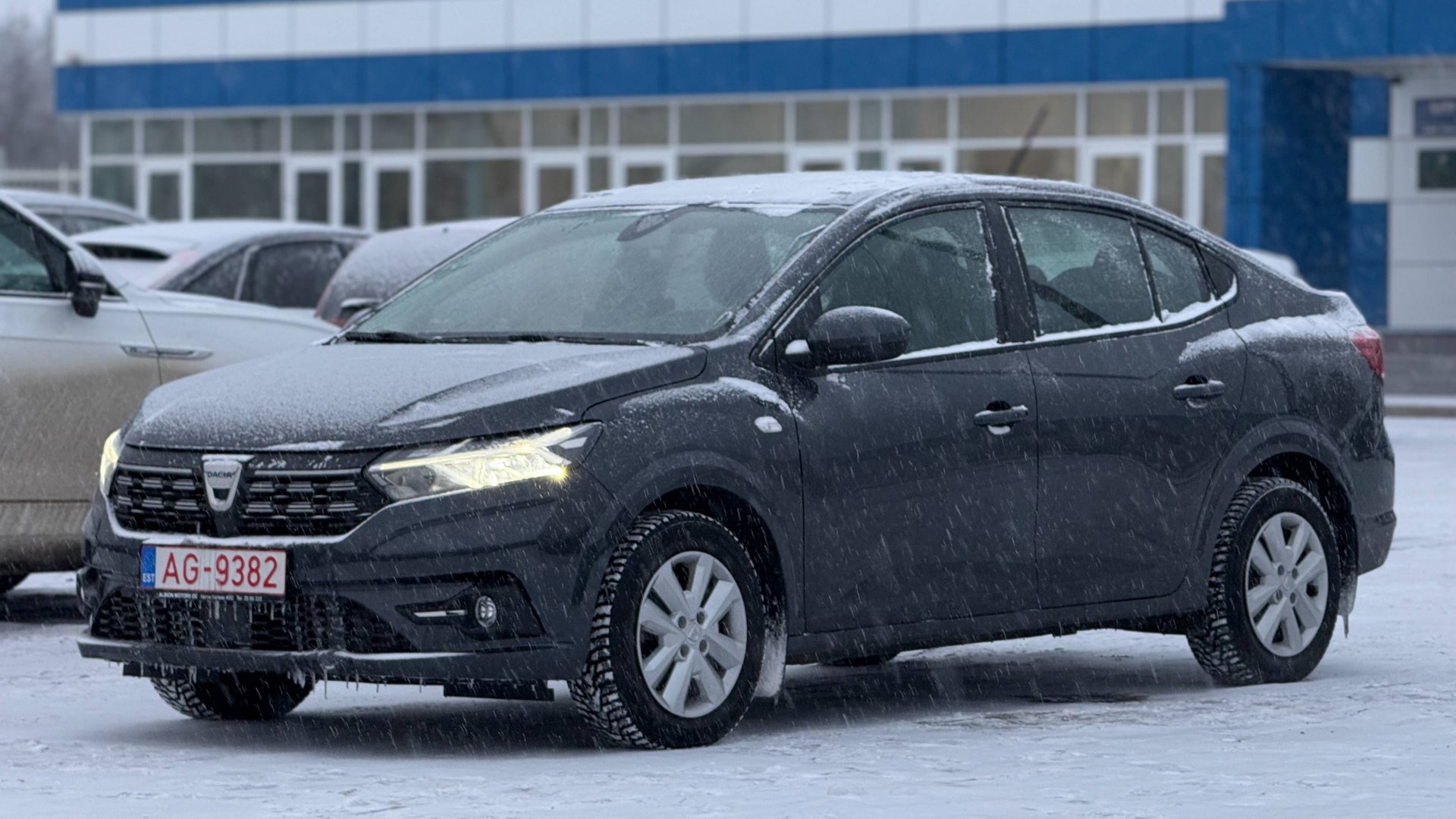 Dacia Logan 3 поколения 2022г. 1.0 ECO-G LPG. Заводской газ-пропан. Привезён на заказ из Европы. смотреть онлайн