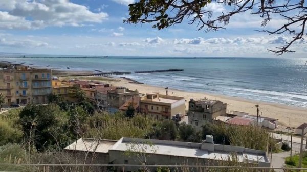 Walking Tour: Gela, Caltanissetta, Sicilia