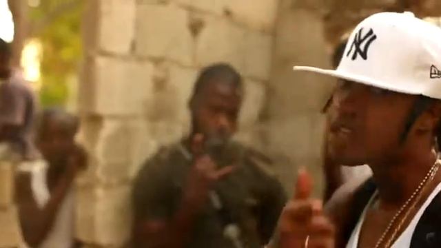 Tommy Lee (Gaza) Sparta - Some Bwoy (Link Pon Wi Chain) Official Music Video смотреть онлайн
