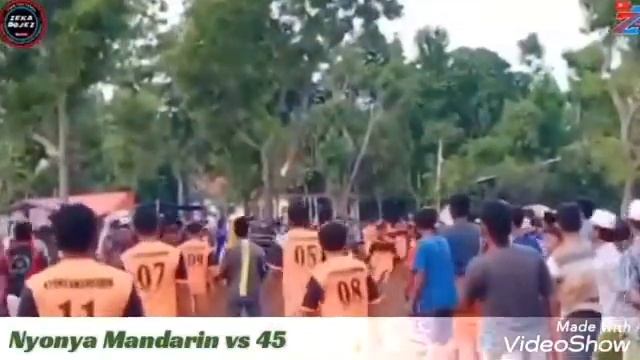 Nyonya Mandarin vs 45 смотреть онлайн
