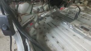 Замена пола ВАЗ 21099. Первый раз АвтоВаз ))) Часть 2.