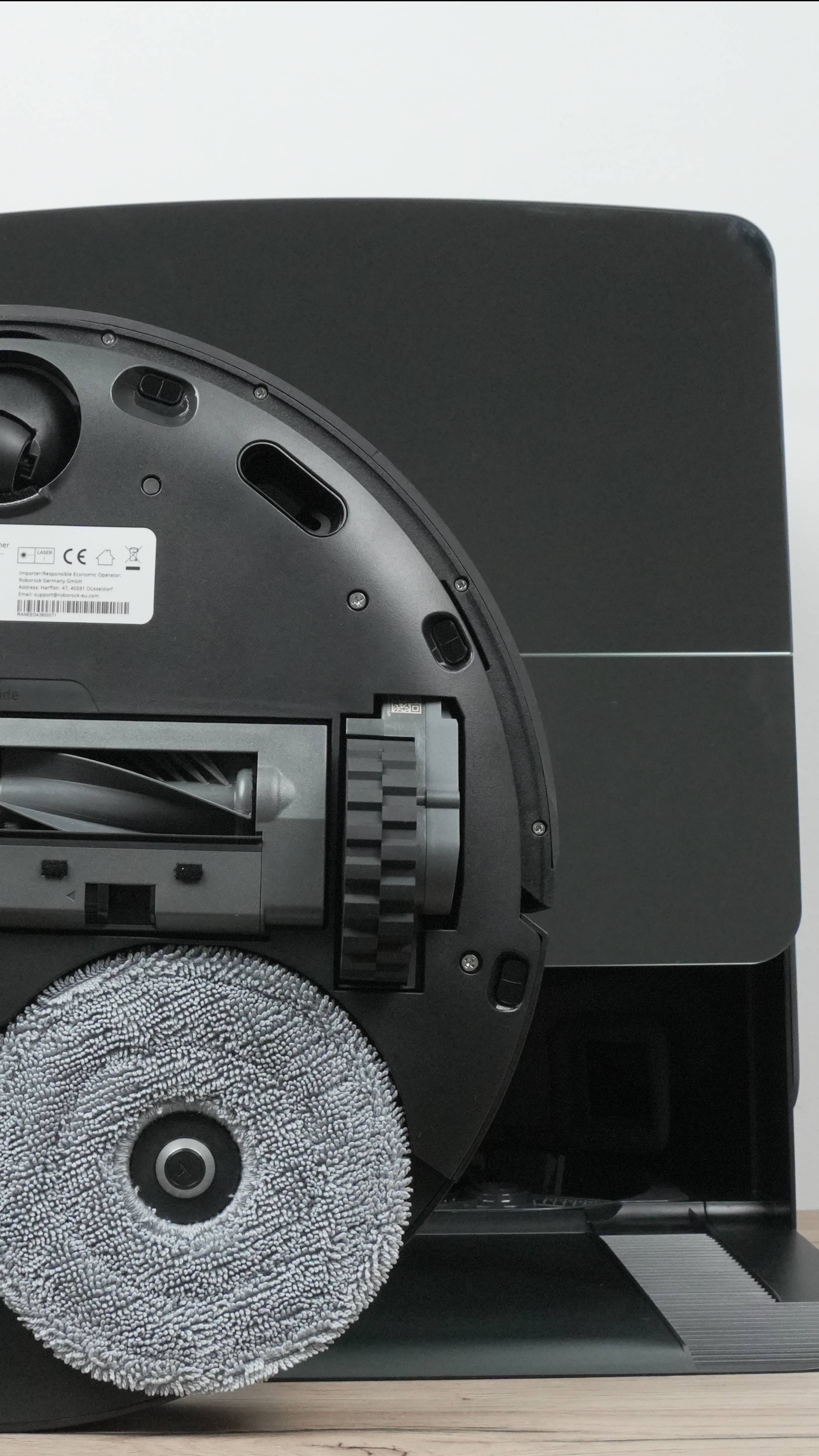 Убирает там, где другие не пролезут! Roborock Saros 10R🔥Тонкий внедорожник среди роботов-пылесосов! смотреть онлайн