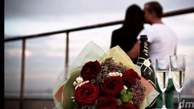 Час из прошлого рас-це-ло-вать