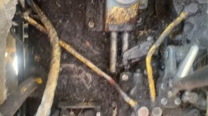 Включилось сразу две скорости на К-700. ЧТО ДЕЛААТЬ? Прошу совета.