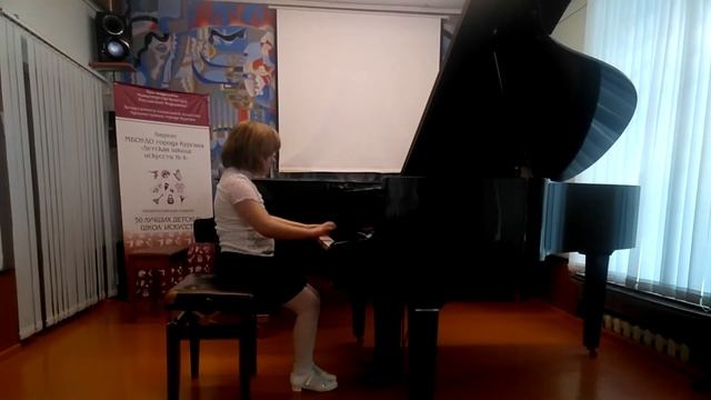Куслеева Александра, 8 лет. И.Бах "Волынка", Черни "Этюд" C-dur. смотреть онлайн