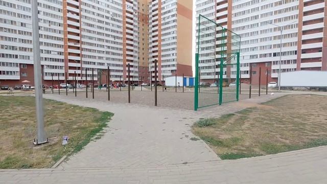 Караганда 2022 Чисто не там где убирают а там где не мусорят/ул. Бауыржан Момышұлы смотреть онлайн