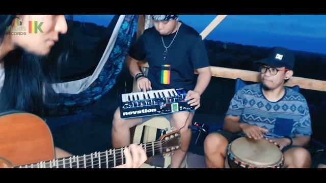 So High - SOJAH | Kuerdas Cover |Acoustic Reggae Sessions смотреть онлайн