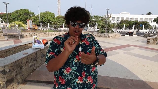 Spy camera? First impression of Insta 360 GO - Tech Video смотреть онлайн