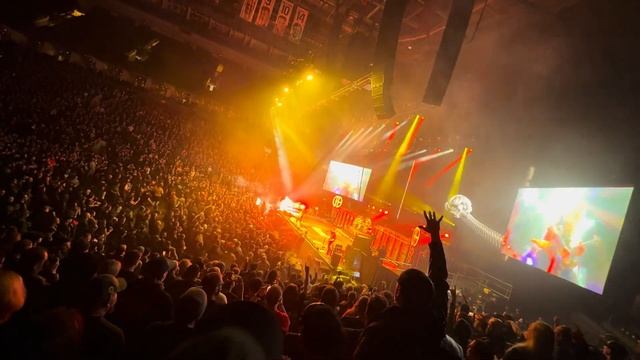 COWBOYS FROM HELL, PANTERA @SCOTIABANK ARENA, TORONTO 2024 смотреть онлайн