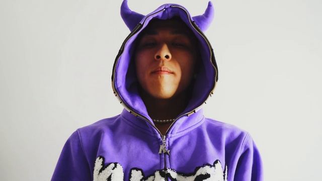 KeneDollars,LALA,Zaddy-Miss(Official Music Video) смотреть онлайн