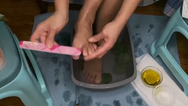 Pedi at Home | Spa Time ❣️ It’s Me Melissa Marie 💙 смотреть онлайн