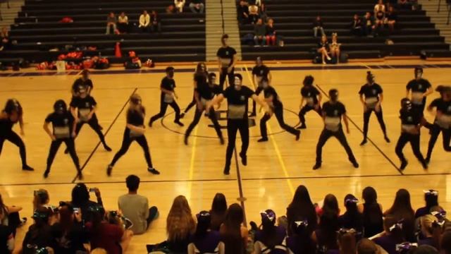 Young Skull Club at Sequoia Showcase (WATCH in HD) смотреть онлайн