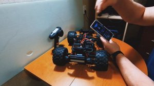 Ещё одна бомбическая бюджетка из Китая. MJX Hyper Go 10208 4S.