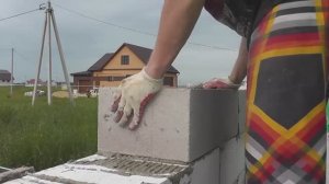 Кладка газосиликата в стены, газоблок, строим дом своими руками. Как построить дом из пеноблока