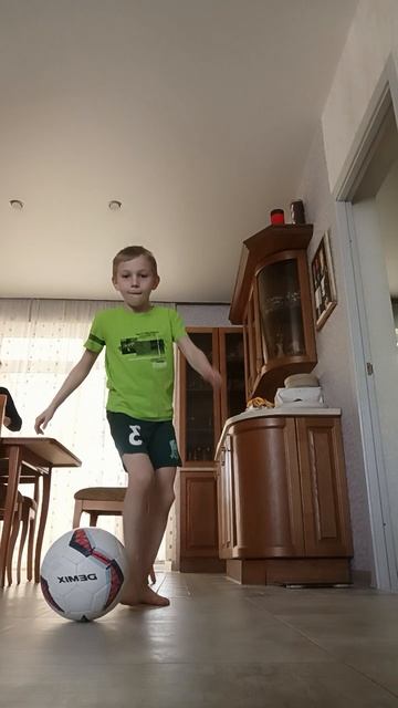 1000005800.mp4 смотреть онлайн