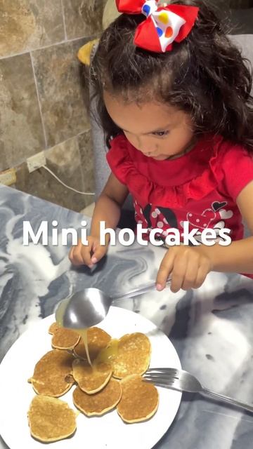 #Minihotcakes смотреть онлайн