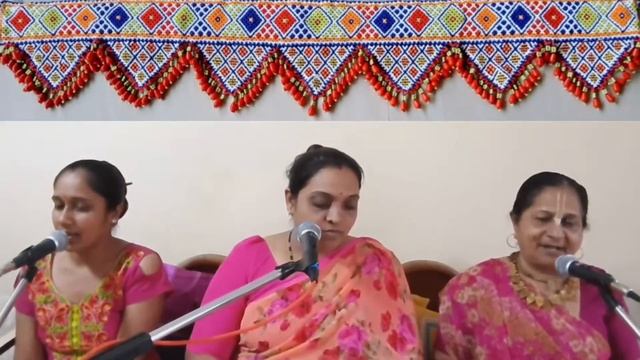 ઓ ગોકુળ વાળા તારે ને મારે ભાઈબંધી-ઉષ્માબેન (કીર્તન લખેલું નીચે આપેલું છે) смотреть онлайн