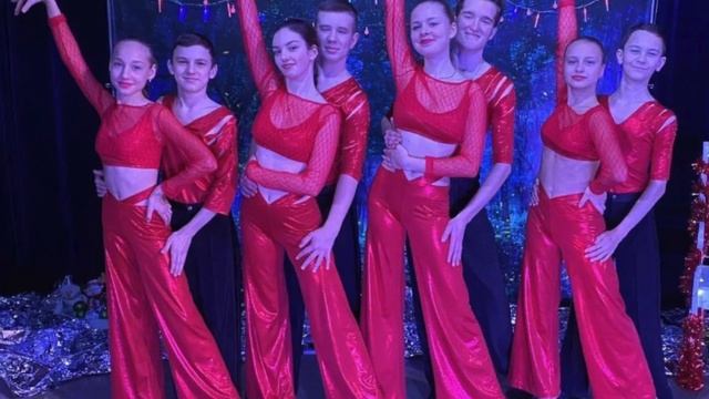 "Посвята в старшокласники" - презентація 9-А (Ліцей#2, м. Долинська) смотреть онлайн