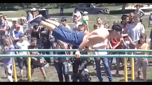 Соревнования по Workout в Жёлтых Водах - SkoolTV смотреть онлайн