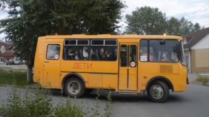 «весь автобус машет* паз 32054-07 отвозит детей