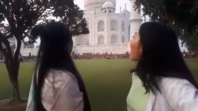 Taj Mahal tour with Australia Guest
same day taj Mahal tour смотреть онлайн