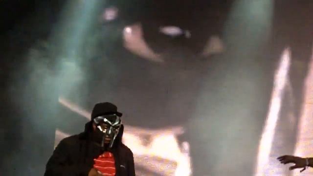 MF DOOM - All Caps / Curls / Figaro (Live at Flow Festival, 12/08/2011) смотреть онлайн