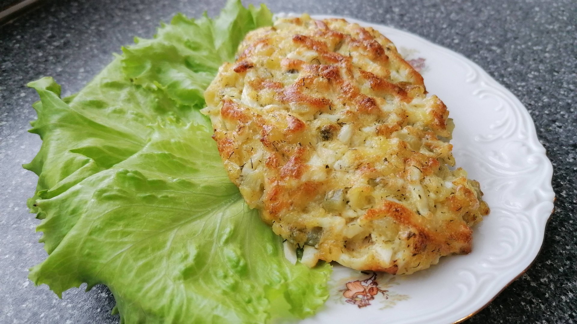 Очень вкусное и нежное куриное филе под картофельной "шубой" смотреть онлайн