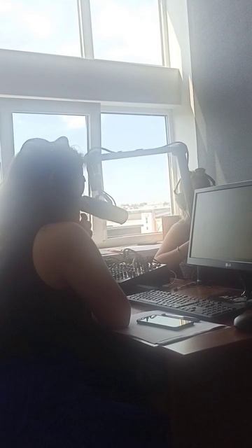 Концерт ЧИЖа, практика на радио и мои мысли про день смотреть онлайн