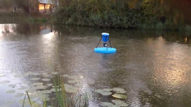 Автоматическая кормушка для пруда смотреть онлайн