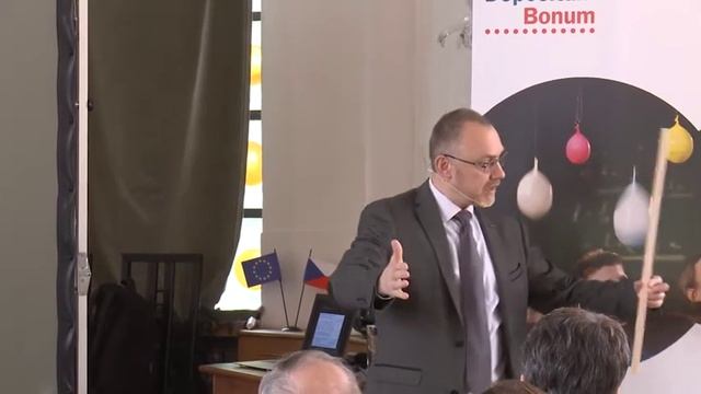 Prof. RNDr. Jiří Podolský, CSc., DSc., MFF UK Praha смотреть онлайн