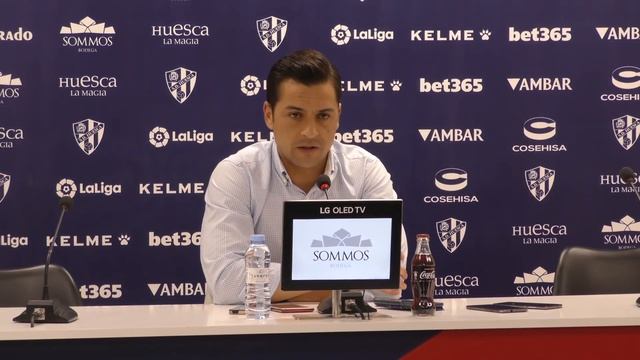 Rueda de prensa de Francisco Rodríguez. Previa del SD Huesca - Valencia CF (04/05/2019) смотреть онлайн