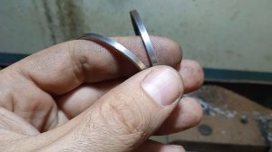 Шлифовка поршневых колец.