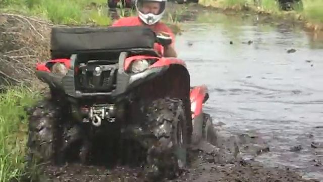 Arctic cat 650 vs Grizzly 700 смотреть онлайн