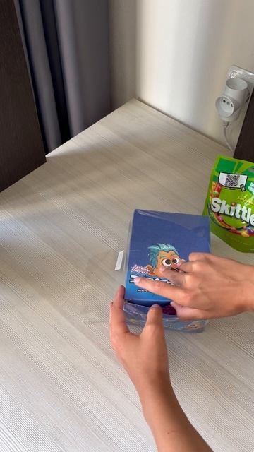 Распаковка с OZON, skittles, конфета электрошок 50 шт. #распаковка #обзор #ozon #inboxing смотреть онлайн