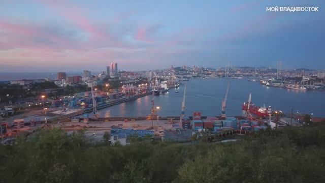 Вечерний Владивосток,вид с сопки Крестовой (16 сентября 2023). смотреть онлайн