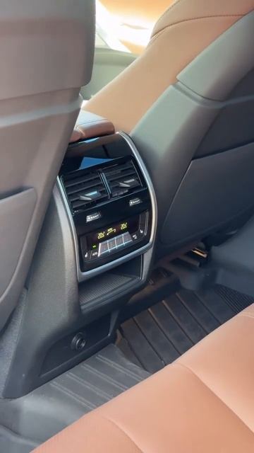 BMW X6 Мощный, стильный и непревзойденный! #автоизкореи #bmw #x6 #luxury смотреть онлайн