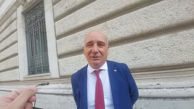 Questo è Vincenzo De Luca, intervista a Pino Bicchielli смотреть онлайн