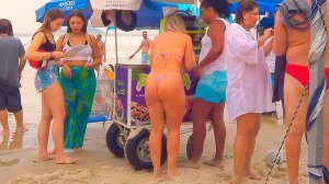 4K UHD Девушки На Пляже в Бикини. Голы на пляже. ПЛЯЖ САН-СЕБАСТЬЯН