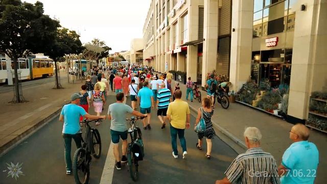 Keine Sommerpause in Gera смотреть онлайн