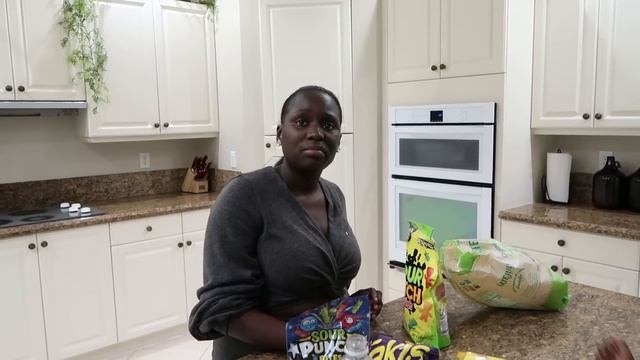 Last To Stop Eating Sour Food Wins $10,000 смотреть онлайн