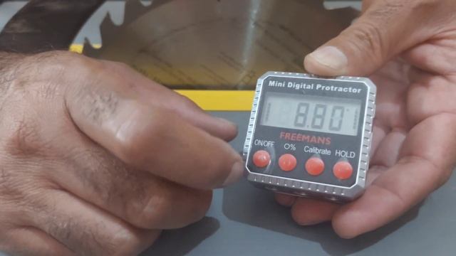 Freemans mini digital level and protractor смотреть онлайн