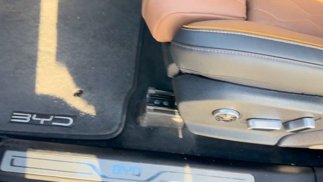 BYD TAN EV 7 LUGARES NA COR BRANCA PRONTA ENTREGA смотреть онлайн