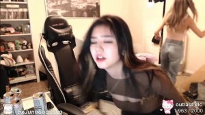 Pretty girl accidentally pees herself on stream