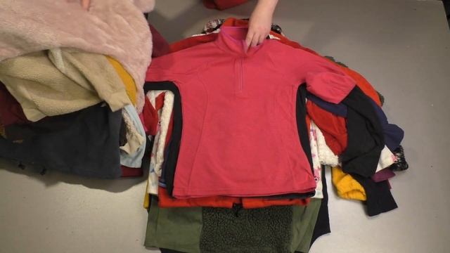 Распаковка / Unpacking лот 615 флис (14,5 кг, 37 шт, 8500 руб, 231 руб шт) смотреть онлайн